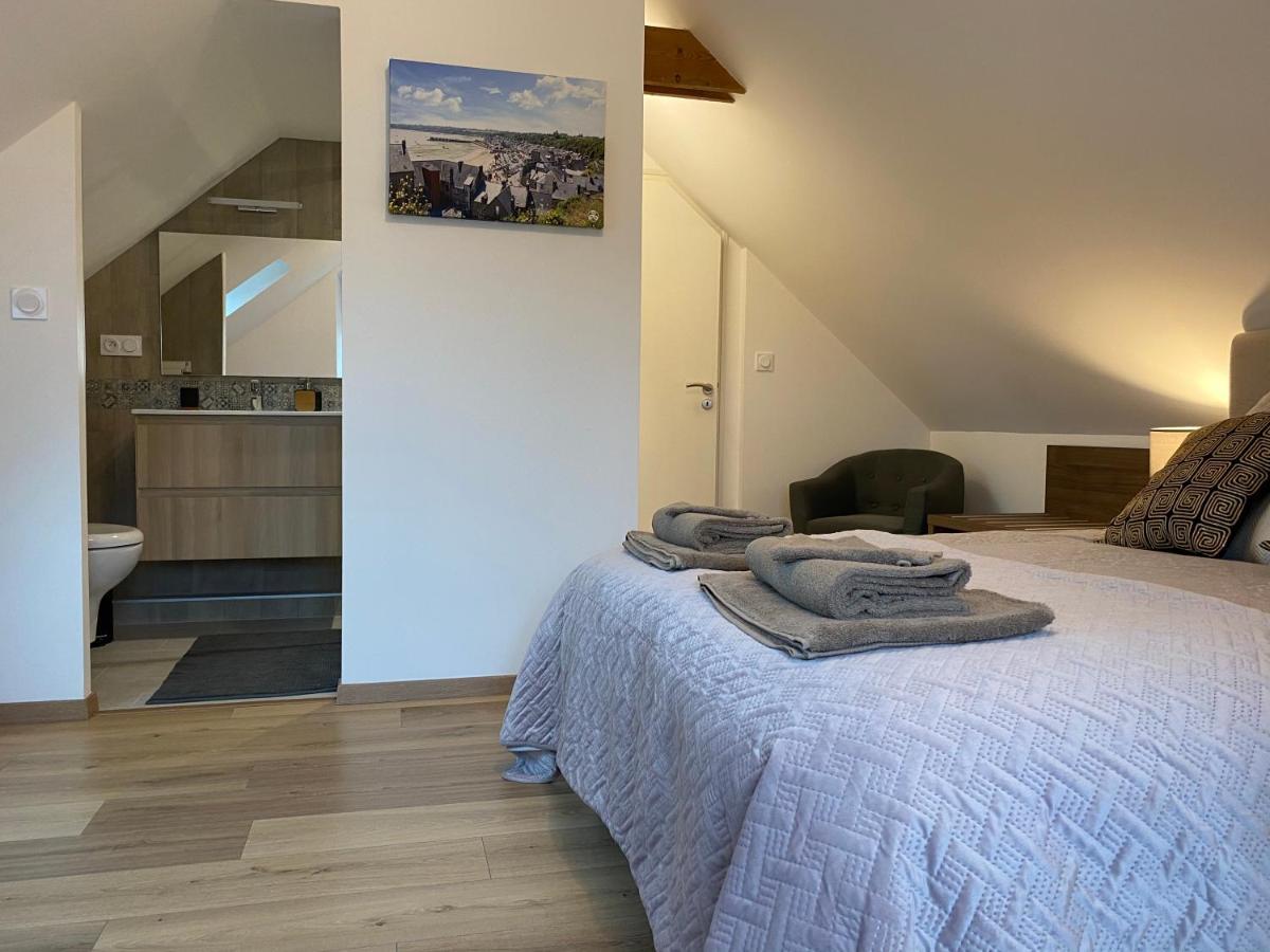 Bed and Breakfast La Giendrotais Corseul Экстерьер фото